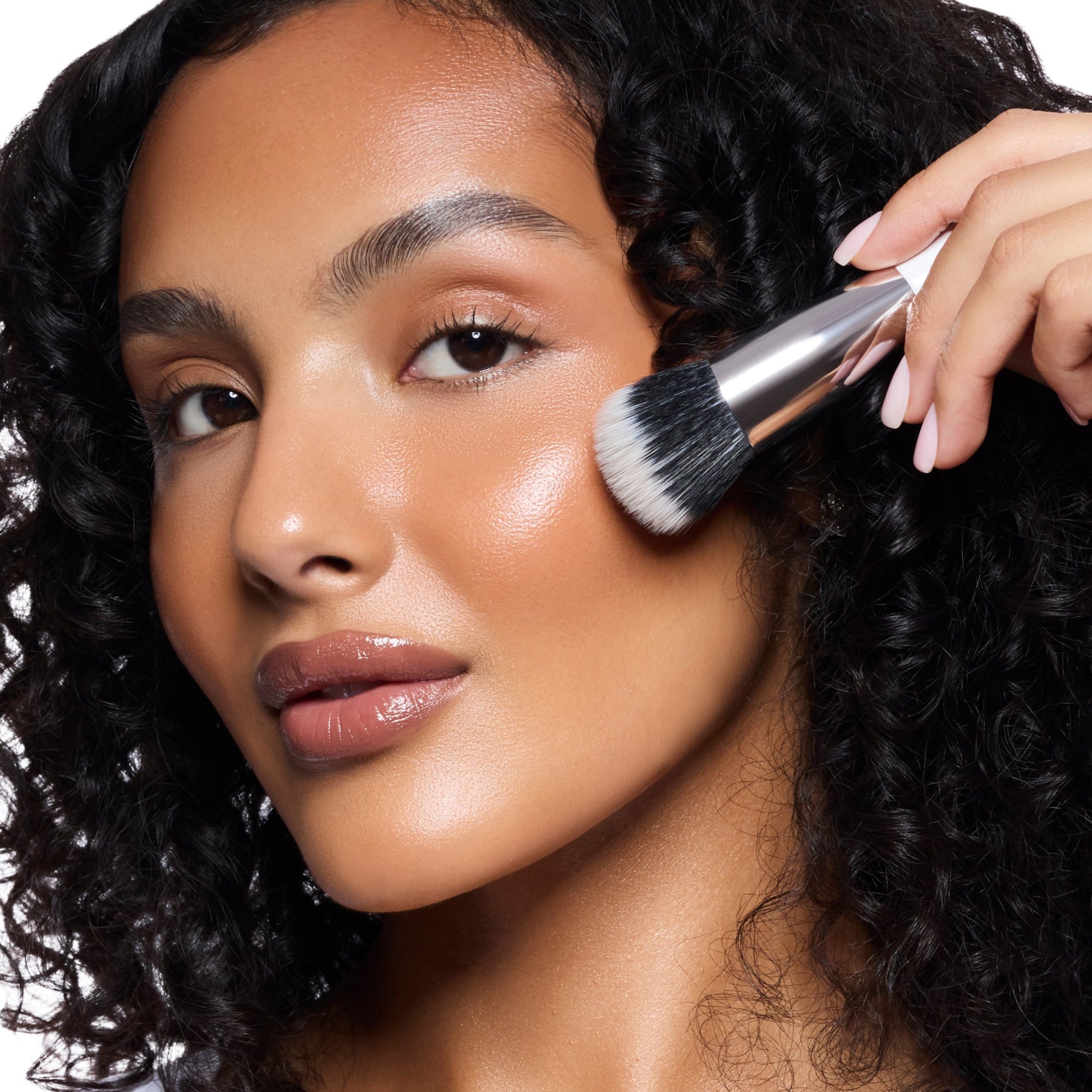 Angled Blending Face Brush - Refined Sculpting Artistry Accessory