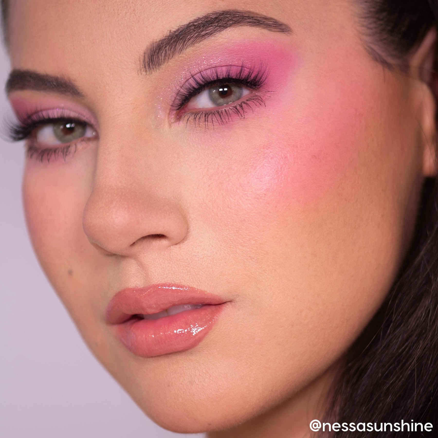 Metronome - Glossy Boutique Cheek Lineup