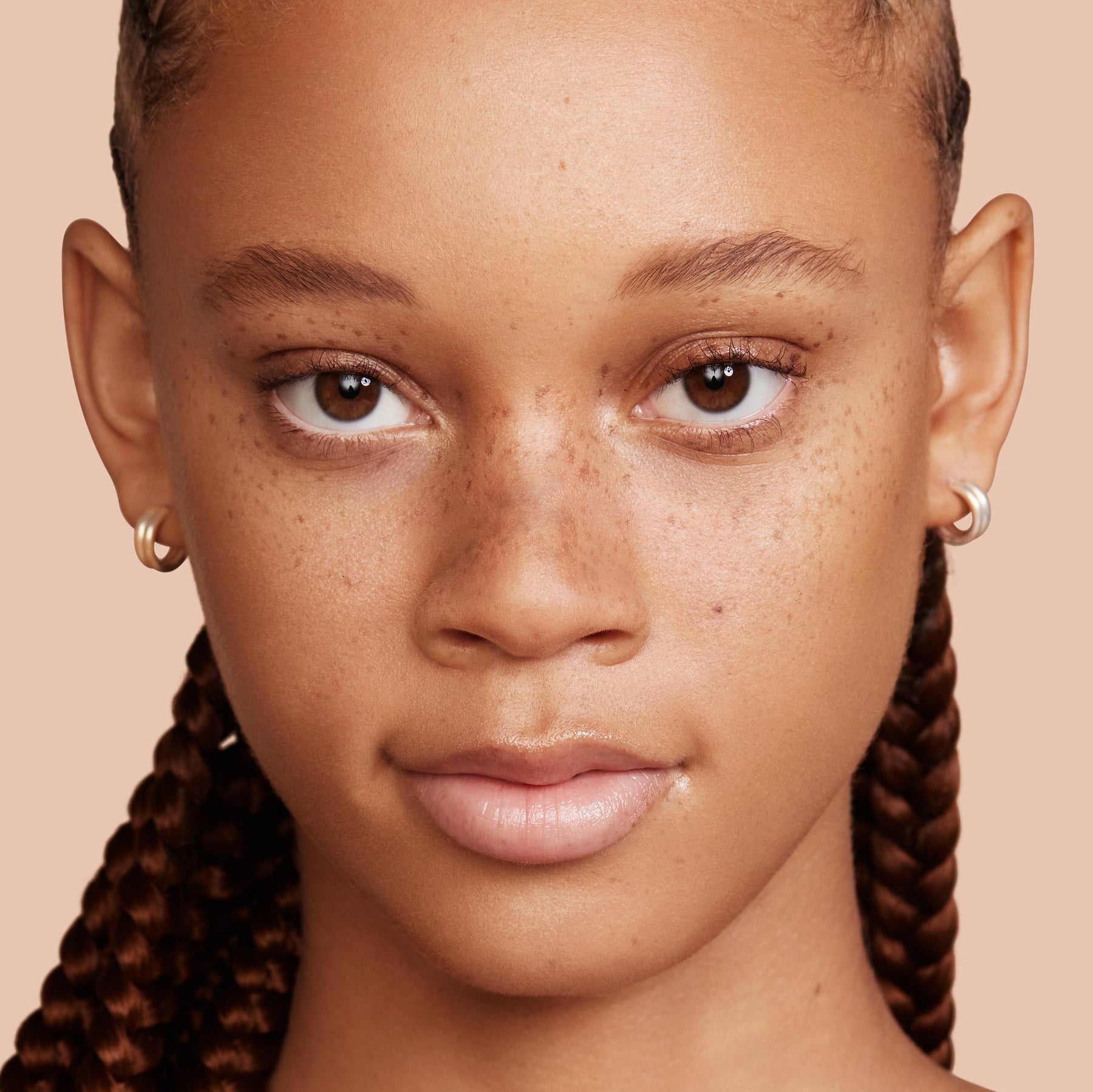 Medium 100 W - Refined Classic Complexion Story
