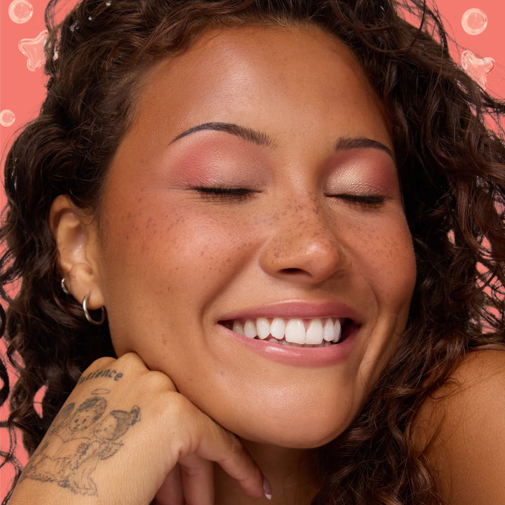 Sparkling Peach - Pearlescent Signature Beauty Spotlight