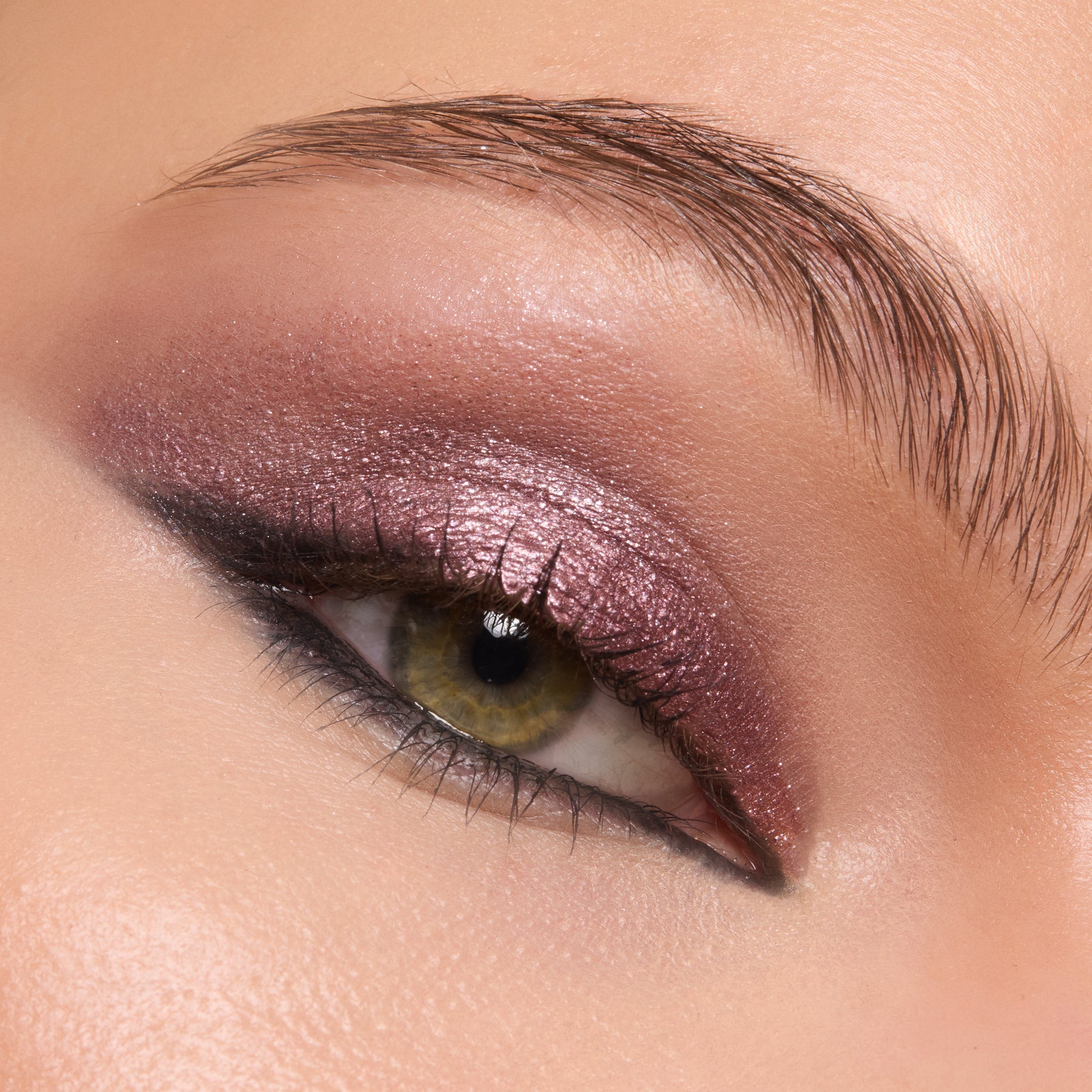 Next Spot - Graceful Festive Eye Glow
