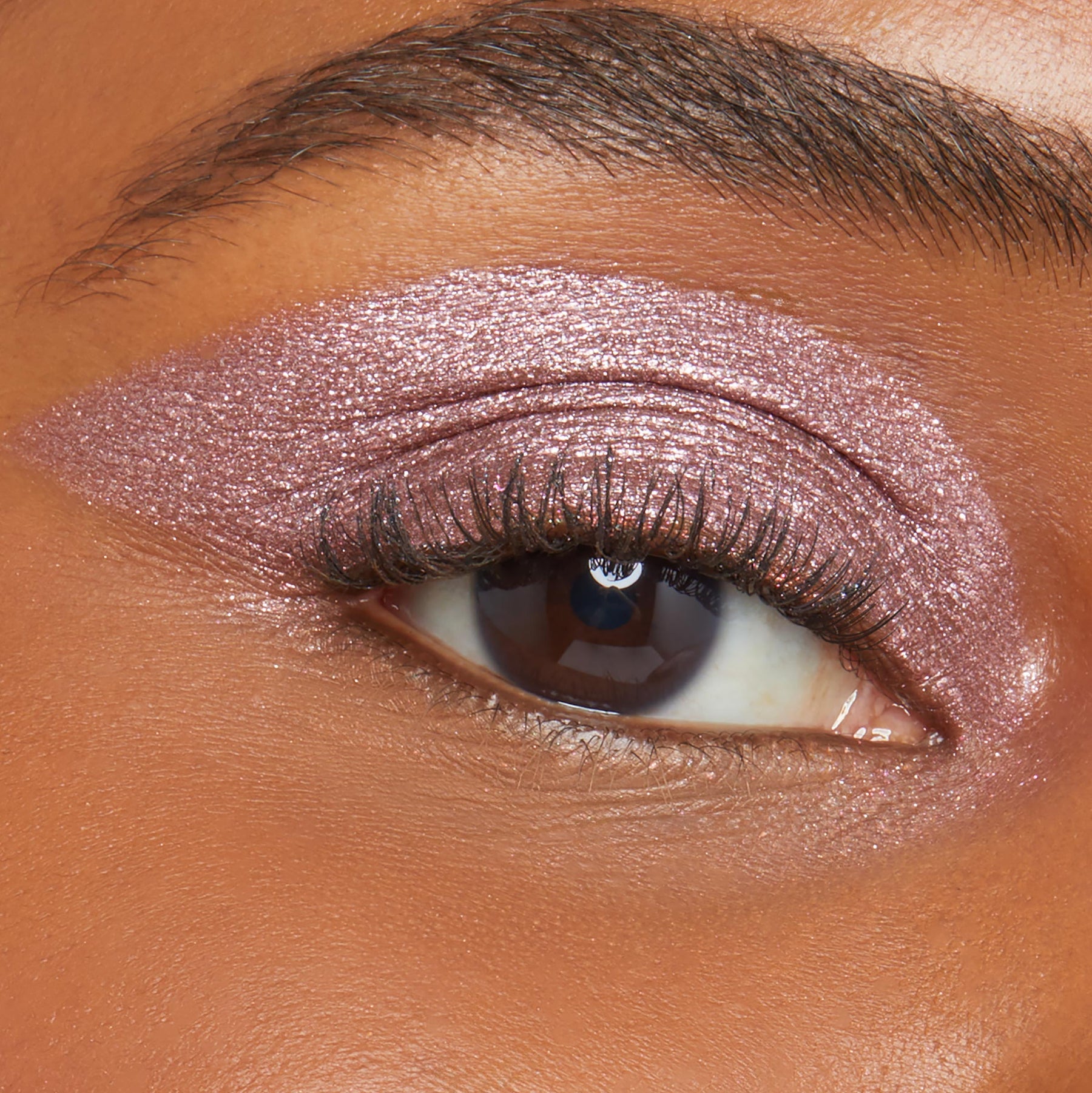 Next Spot - Graceful Festive Eye Glow