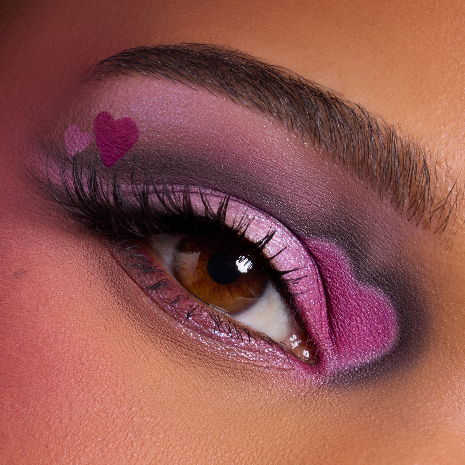 Heart to Get - Pearlescent Portable Eye Moment