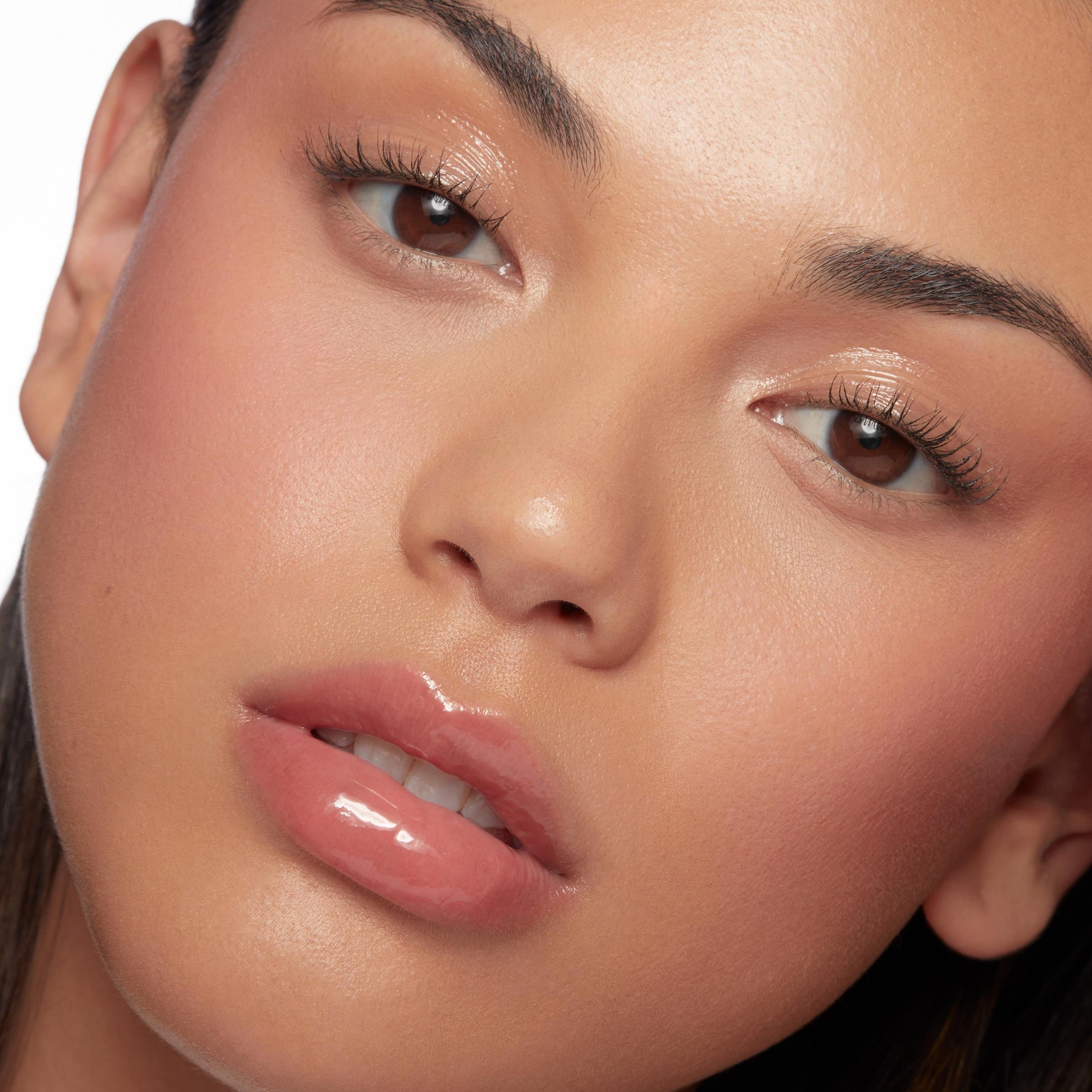 Hits Diff - Luminous Effortless Lip Veil