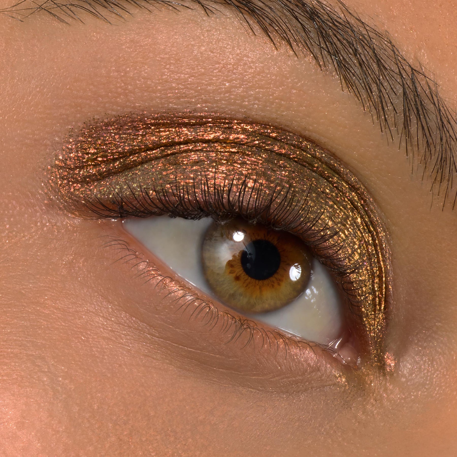 Love Triangle - Satin Weekend Eye Glow