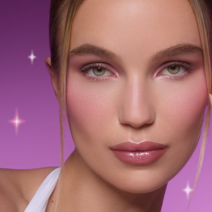 All Eyes On Me - Satin Classic Beauty Showcase