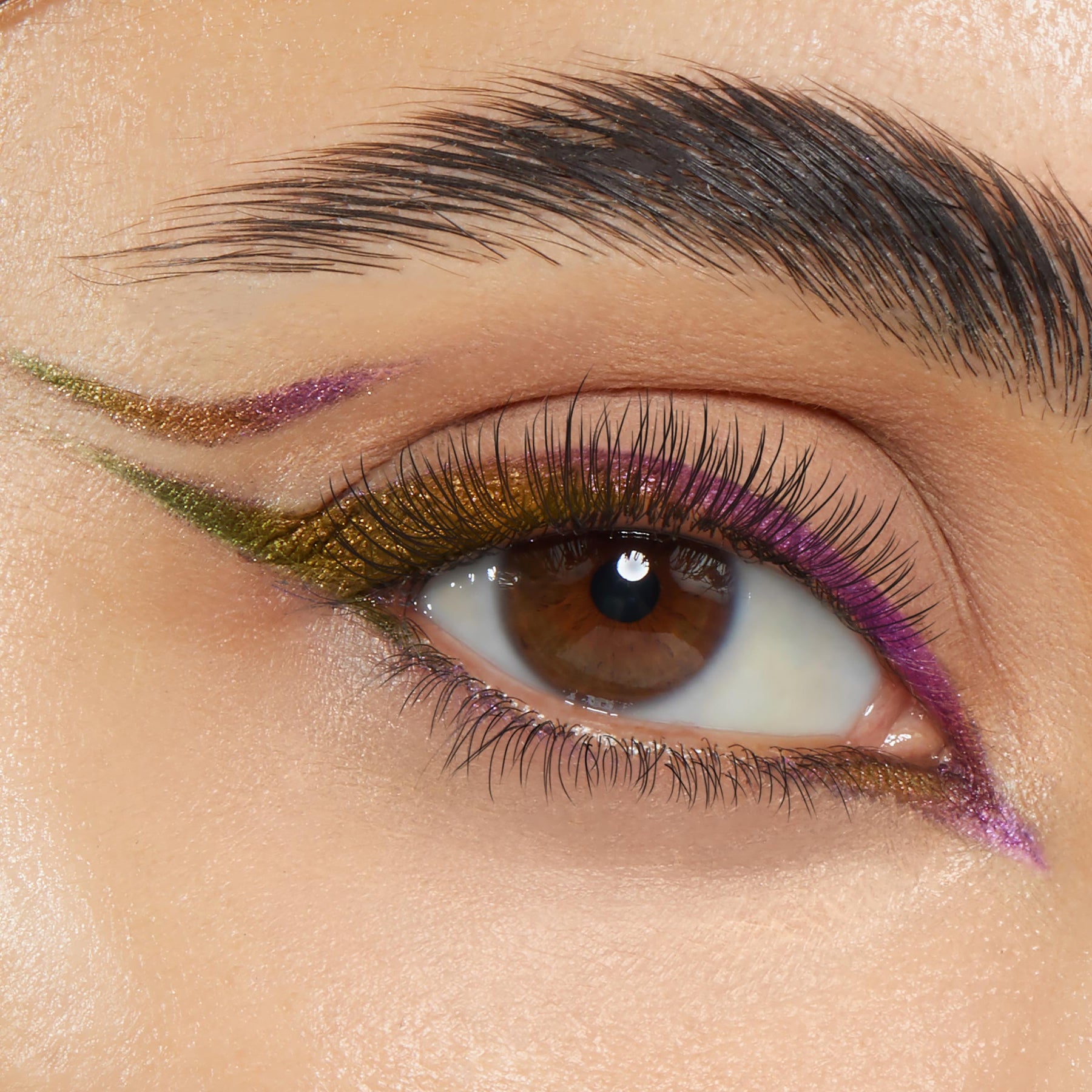 Actin' Up - Effortless Modern Liner Shape