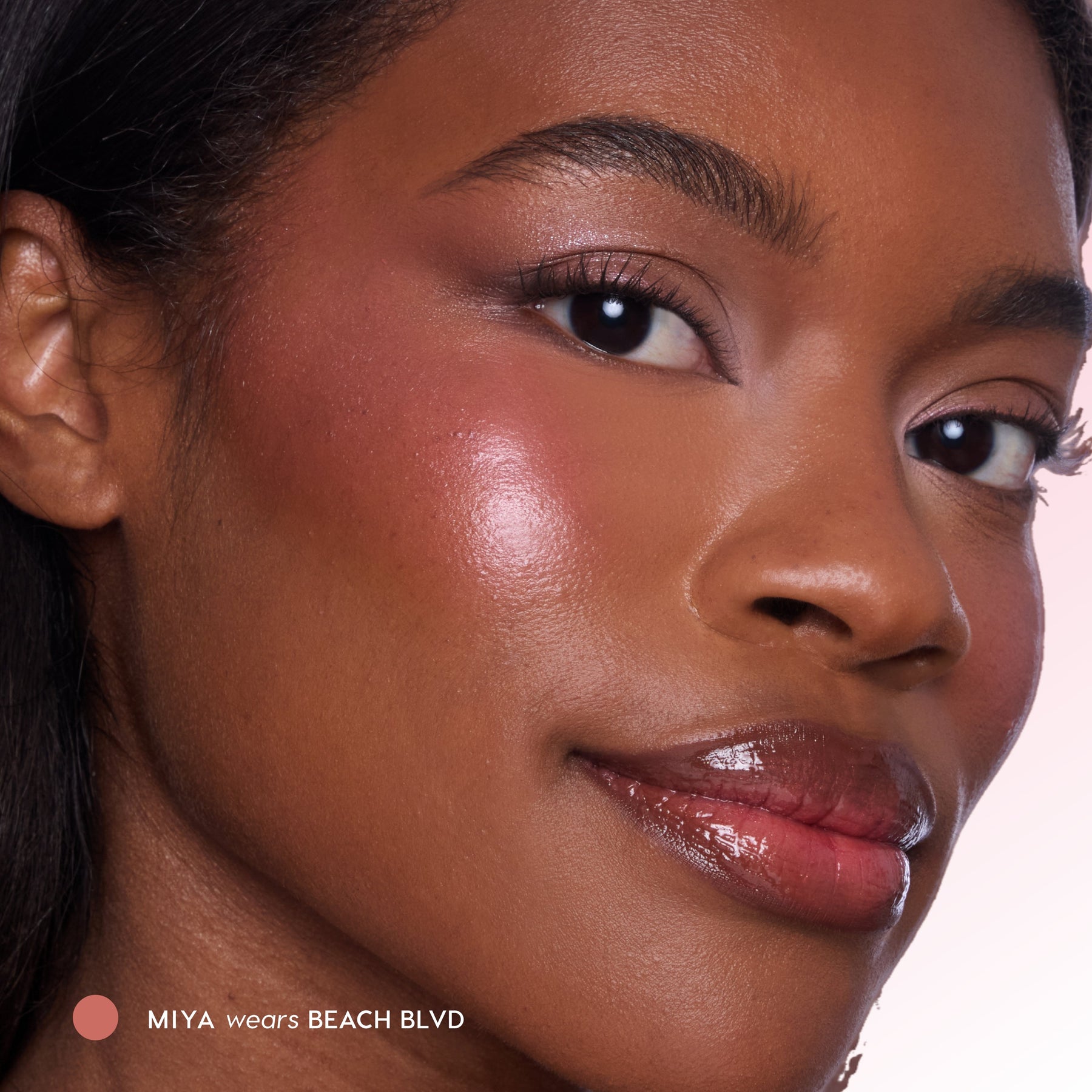Beach Blvd - Elegant Expressive Cheek Glow