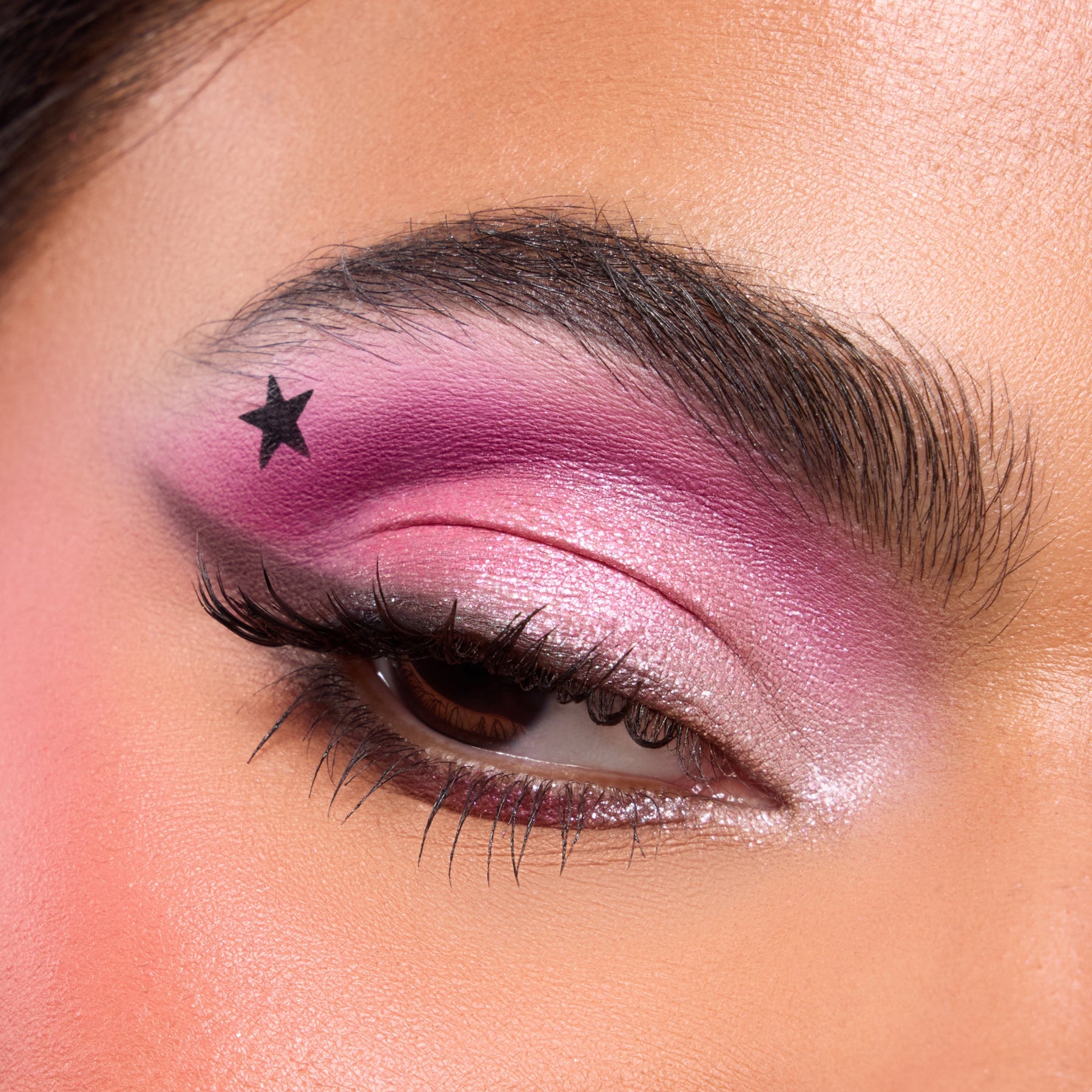 Best of Both Worlds - Clean Curated Eye Definition