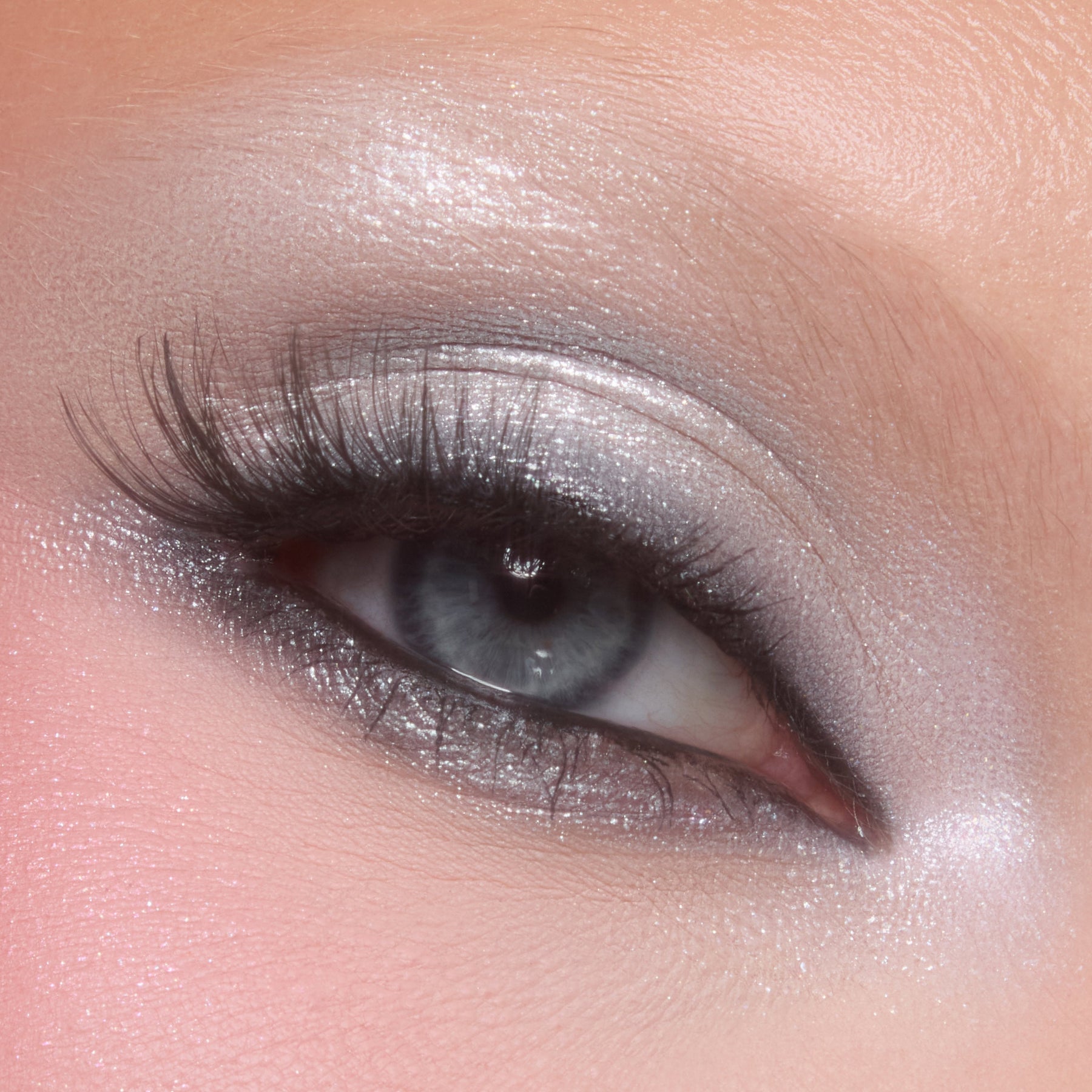 Serving Optimism - Creamy Festive Beauty Pairing