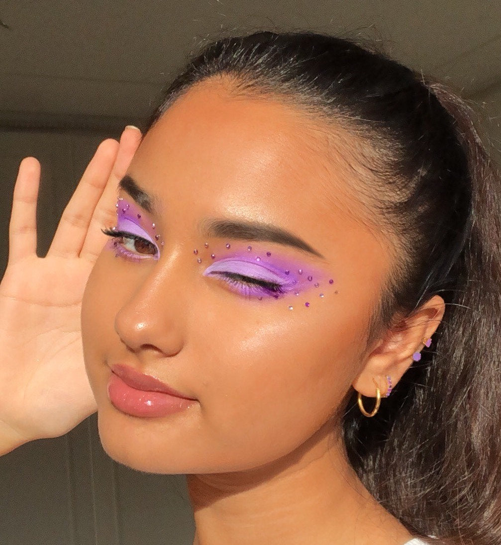 Fade Into Hue - Delicate Tailored Eye Favorite