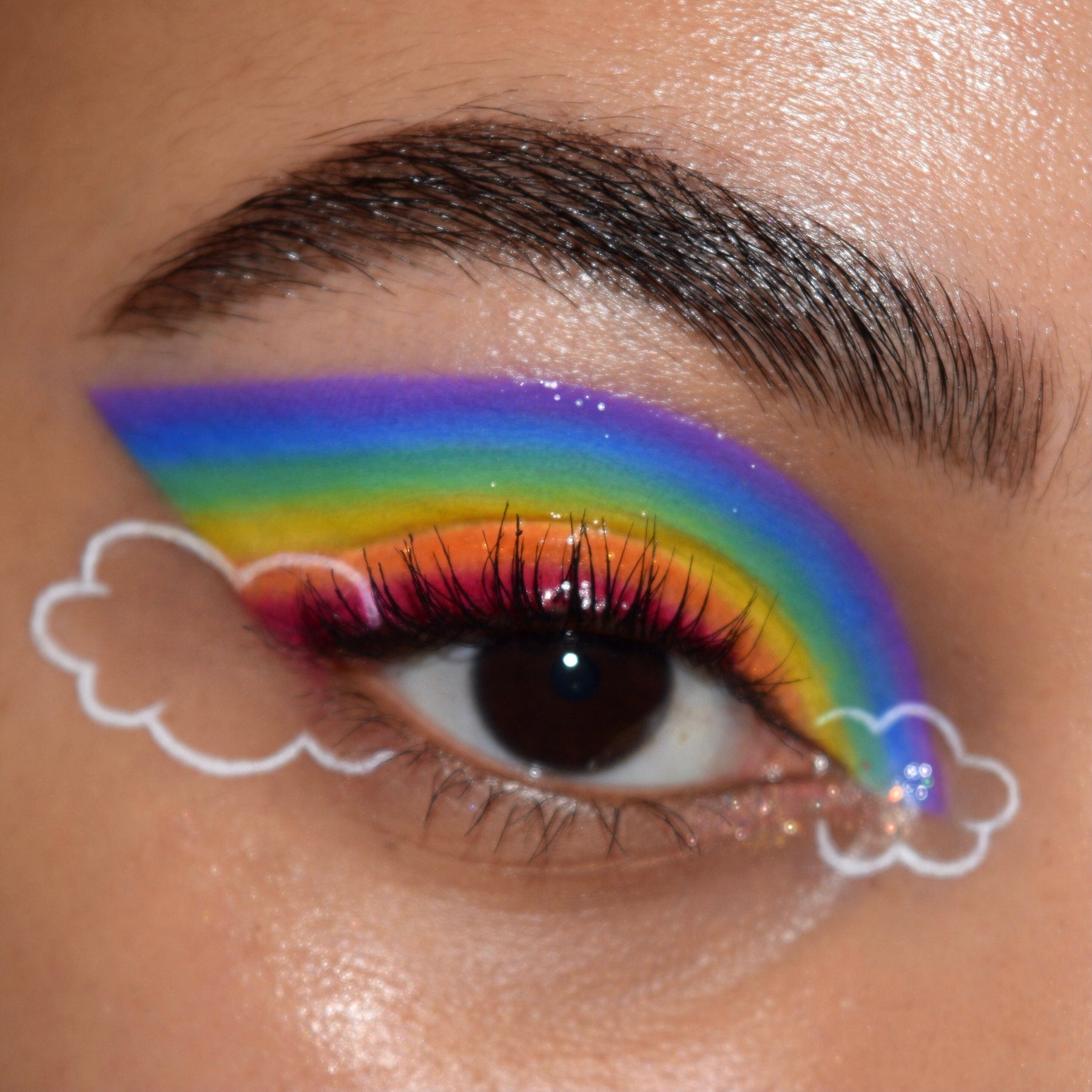 Fade Into Hue - Delicate Tailored Eye Favorite
