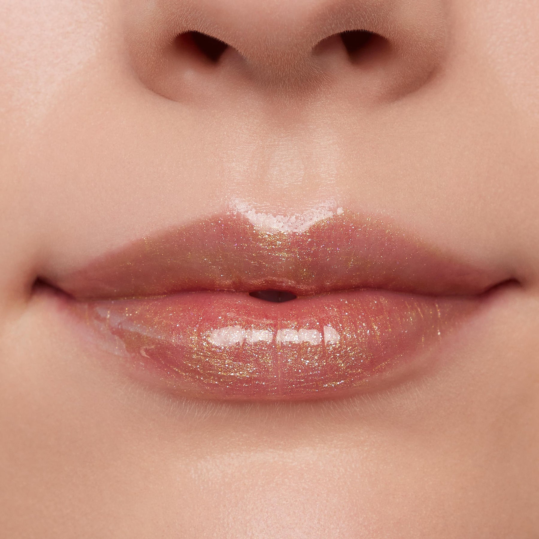 Pascal - Glossy Romantic Lip Edit